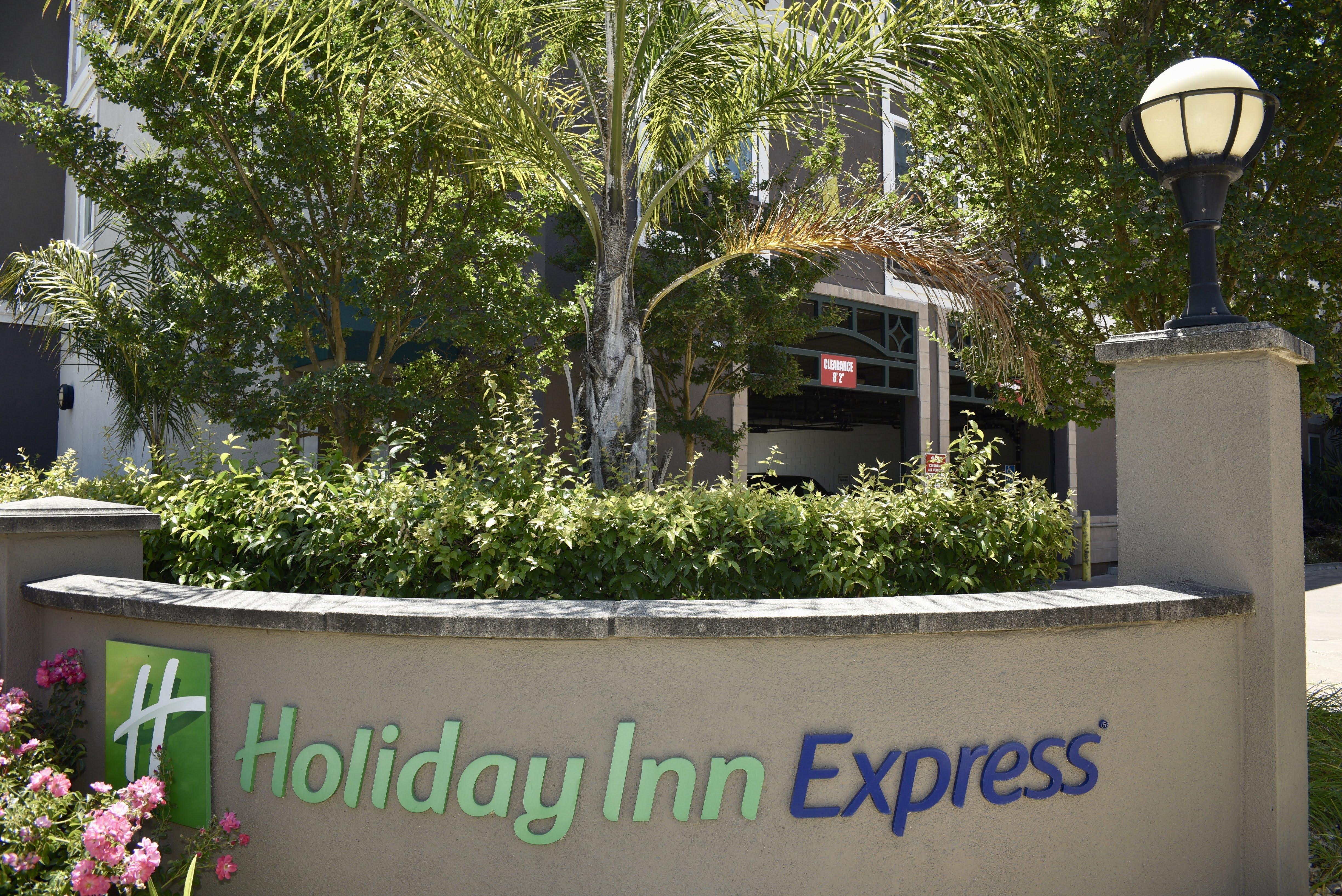 Holiday Inn Express Windsor Sonoma Wine Country By Ihg Eksteriør billede