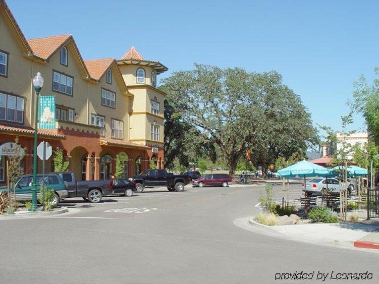 Holiday Inn Express Windsor Sonoma Wine Country By Ihg Eksteriør billede